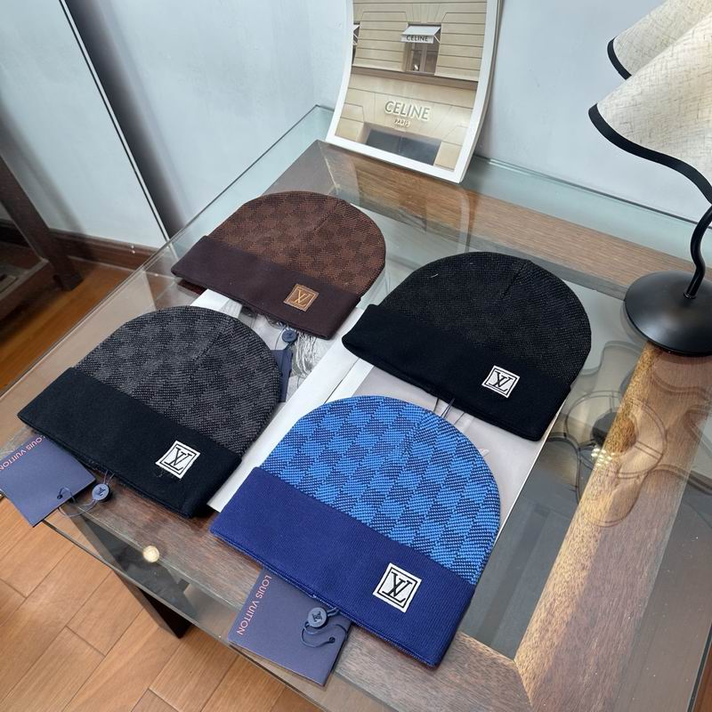 LV Hat 081001